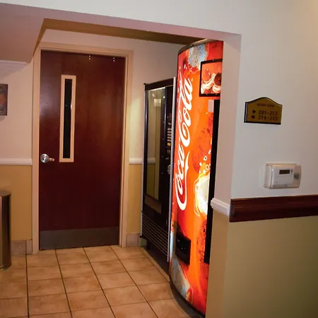 Best Western Plus Strawberry Inn & Suites-2