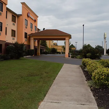 Best Western Plus Strawberry Inn & Suites-3
