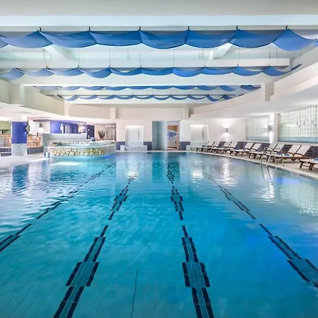 Valamar Diamant Hotel-3