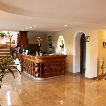 Bougainville Luxury Boutique Hotel-2