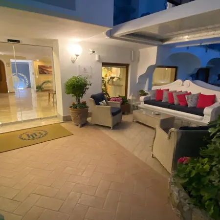 Bougainville Luxury Boutique Hotel-3