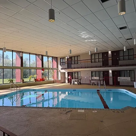 Portage La Prairie Inn-3