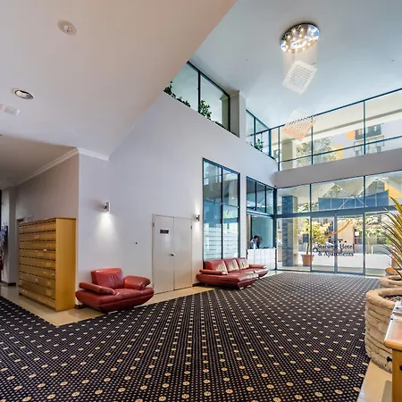 Starwest Apartments Alderney On Hay-2