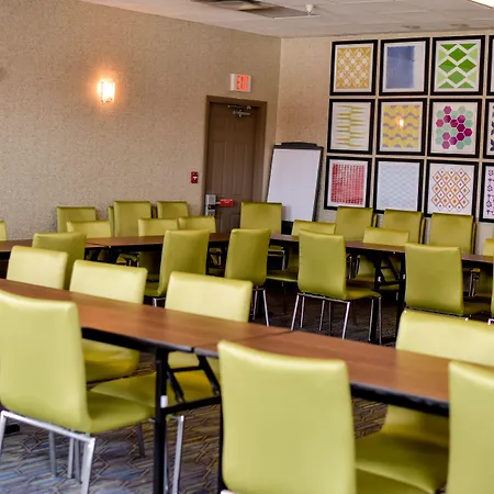 Holiday Inn Express Hotel & Suites Maryville By Ihg-3