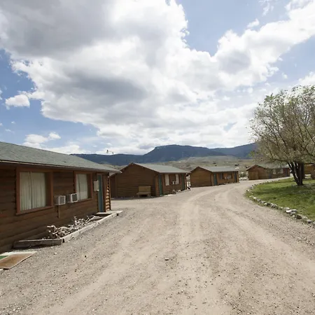 Yellowstone Valley Inn-3