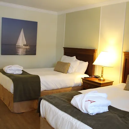 Oak Island Resort & Conference Centre-3