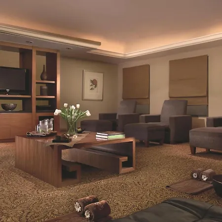 The Ritz-Carlton Jakarta, Mega Kuningan-2