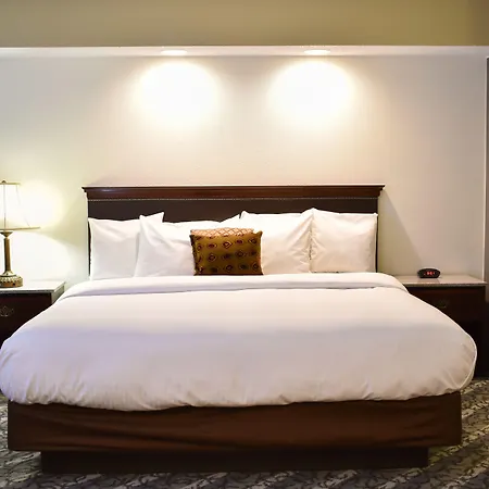Travelodge By Wyndham Coffeyville-2