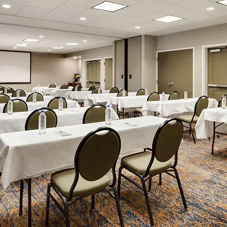 Hilton Garden Inn Dubuque Downtown-2