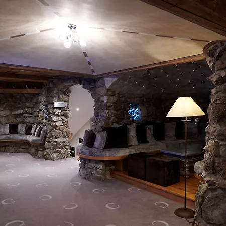 Hotel Le Chabichou-2