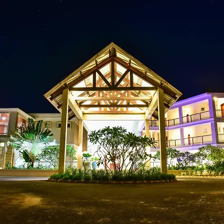 Tarisa Resort & Spa-3