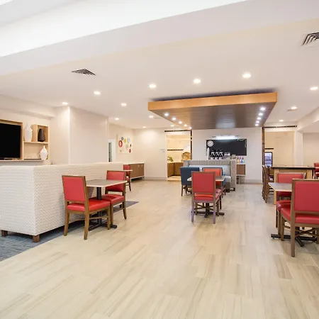 Holiday Inn Express & Suites Ft Collins By Ihg-3