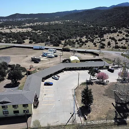 Tower 64 Motel & Rv-3