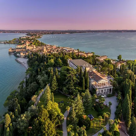 Villa Cortine Palace Relais Chateaux-3