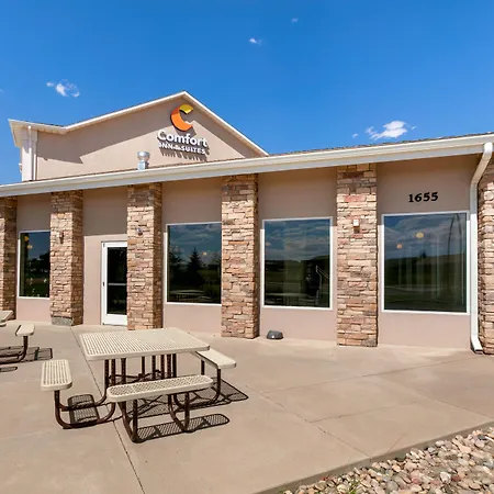 Comfort Inn & Suites Near University Of Wyoming-3