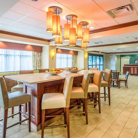 Hampton Inn Middletown-3
