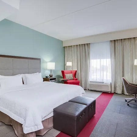 Hampton Inn Middletown-2