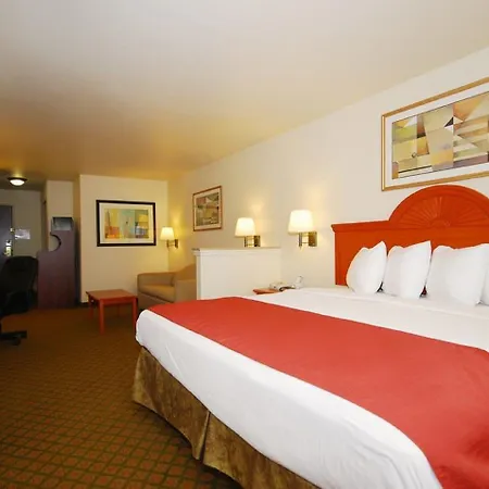 Best Western Inn & Suites - Henrietta-2