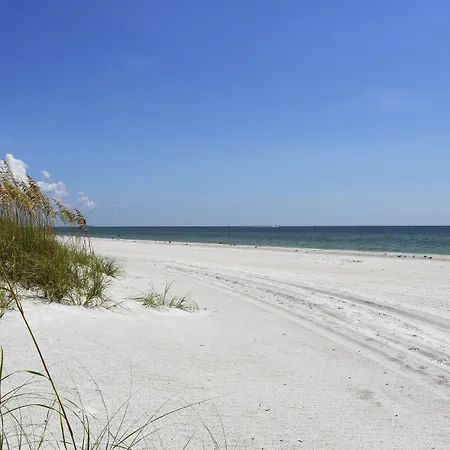 Barefoot Beach Club-2
