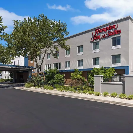 Hampton Inn & Suites Yuba City-2