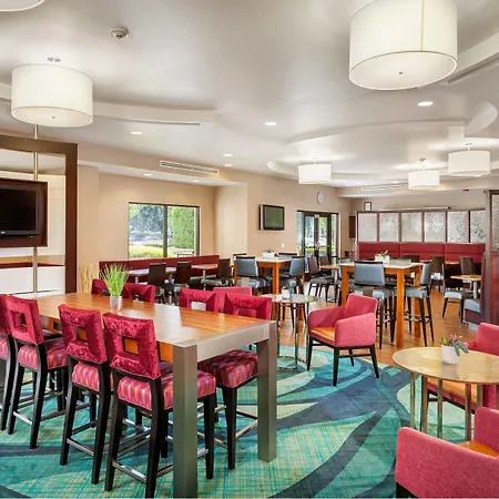 Springhill Suites By Marriott Modesto-2