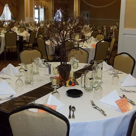 Town & Country Inn And Suites-2