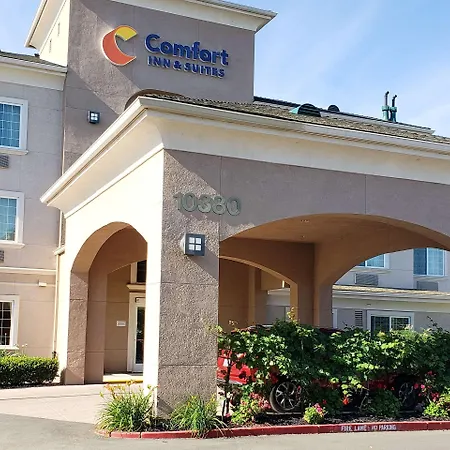 Comfort Inn & Suites Galt - Lodi North-2