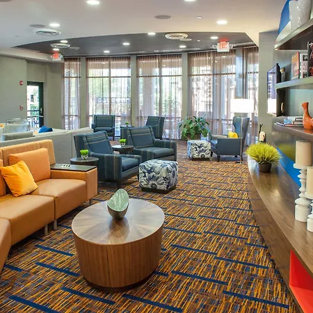 Courtyard By Marriott Pensacola Downtown-2