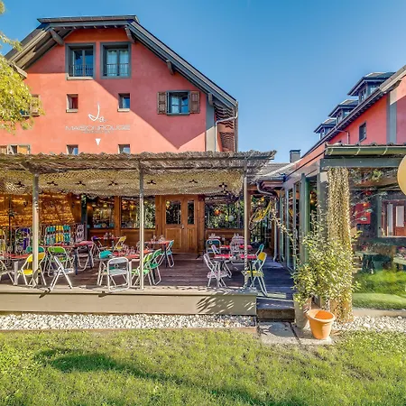 La maison rouge 3*-3