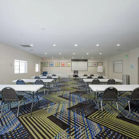 Holiday Inn Express Hotel & Suites Carlsbad By Ihg-2
