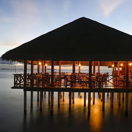 Medhufushi Island Resort-3
