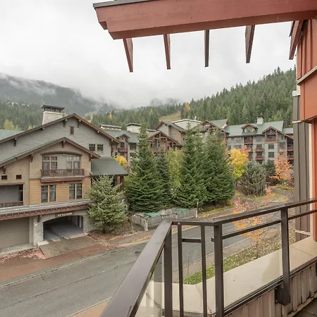 Lake Placid Lodge By Whiski Jack-3