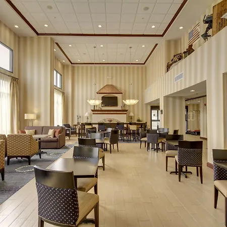 Hampton Inn And Suites Alexandria-3