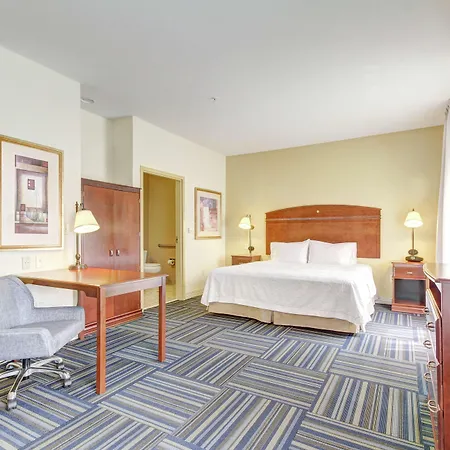 Hampton Inn And Suites Alexandria-2