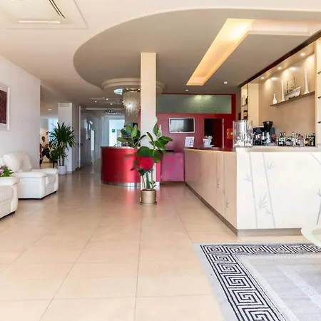 Hotel Cosmopol Cesenatico-2
