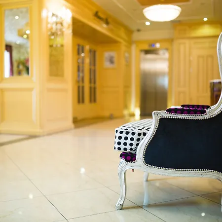 Luxury Family Hotel Royal Palace-3