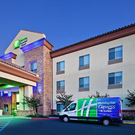 Holiday Inn Express & Suites Clovis Fresno Area By Ihg-2