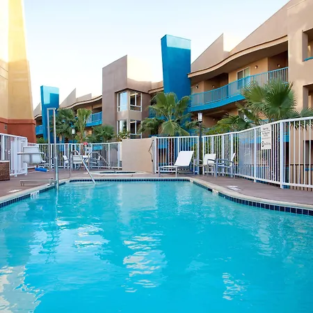 Holiday Inn Oceanside Marina Camp Pendleton By Ihg-3