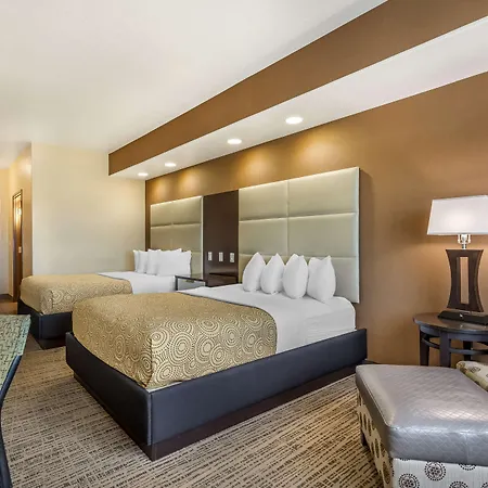 Best Western Plus Lackland Hotel And Suites.-2