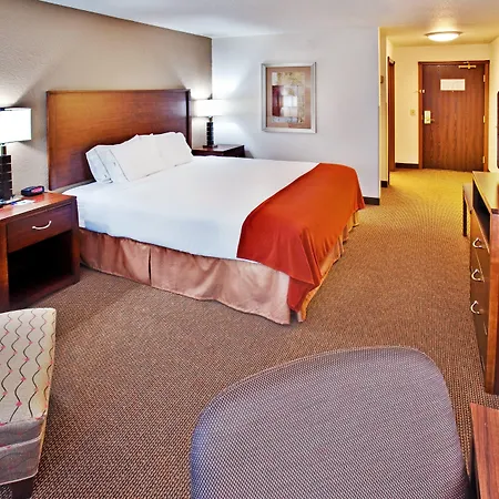 Holiday Inn Express Hotel & Suites - Dubuque West By Ihg-3