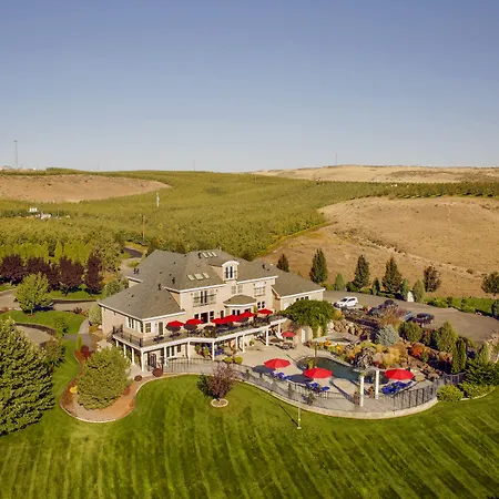 Cameo Heights Mansion And The Vine Fine Dining Restaurant-3
