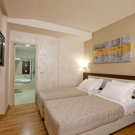 Breaking Business Hotel-3