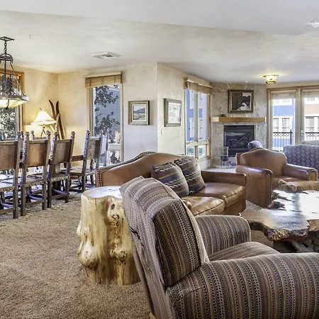 The Caledonian By All Seasons Resort Lodging-2