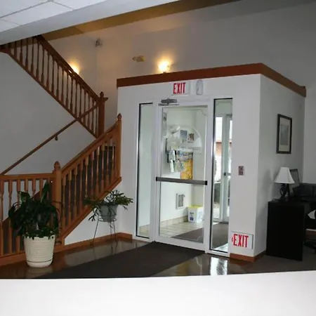 River Valley Inn & Suites-3