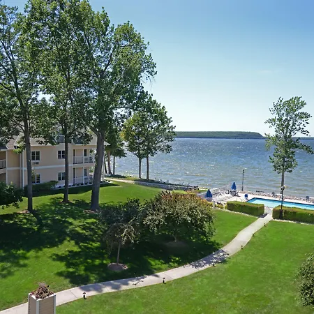 Westwood Shores Waterfront Resort-2