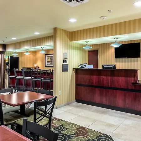 Cobblestone Inn & Suites - Vinton, Ia-3