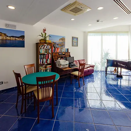 Astro Suite Hotel-3