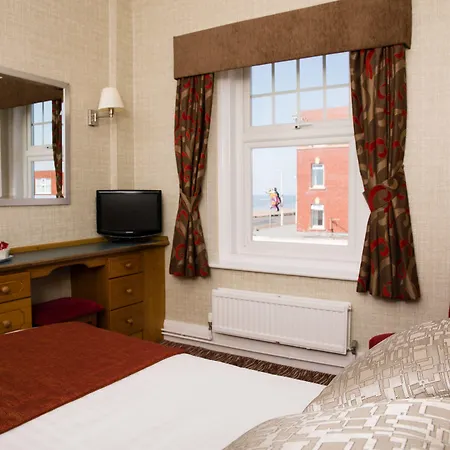 Cliffs Hotel-3