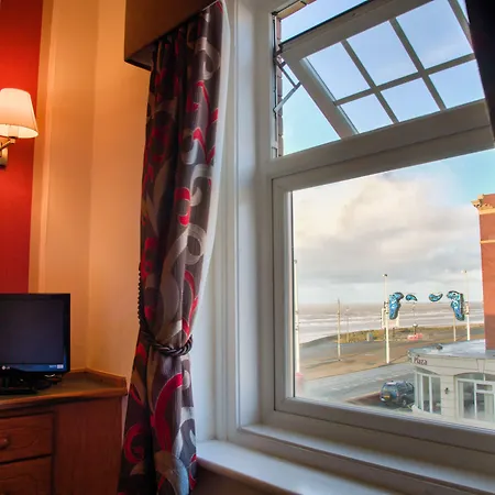 Cliffs Hotel-2