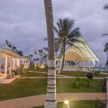 Tamanu On The Beach-3